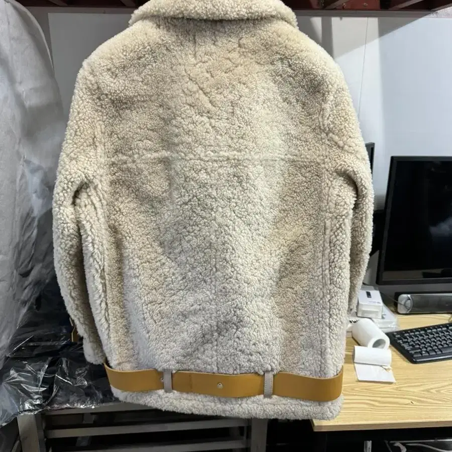 acne studios shearing  fur jacket 32 xs