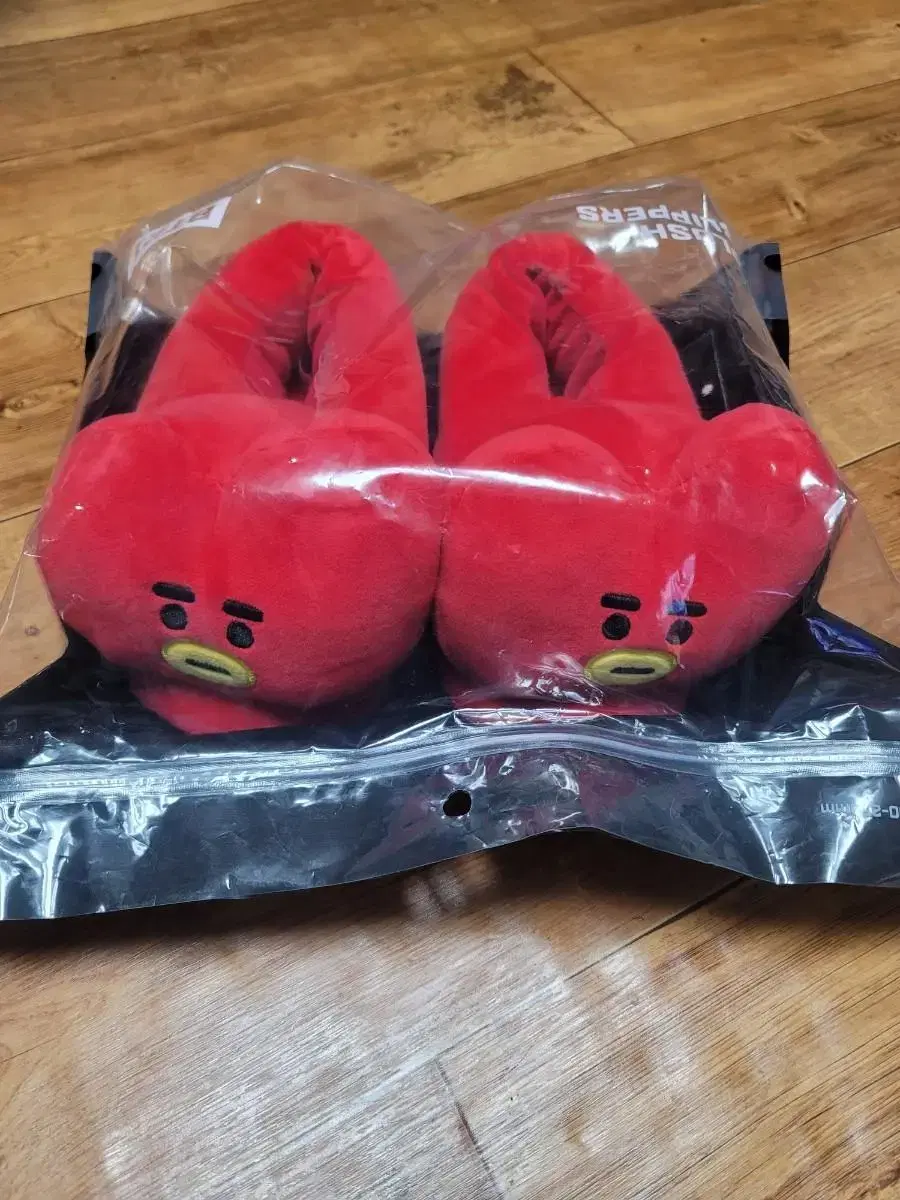 BT21 타타 슬리퍼 새상품