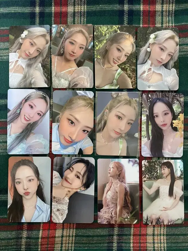 이달의소녀 / 루셈블 하슬, 비비, 김립, 진솔, 츄 포카 판매