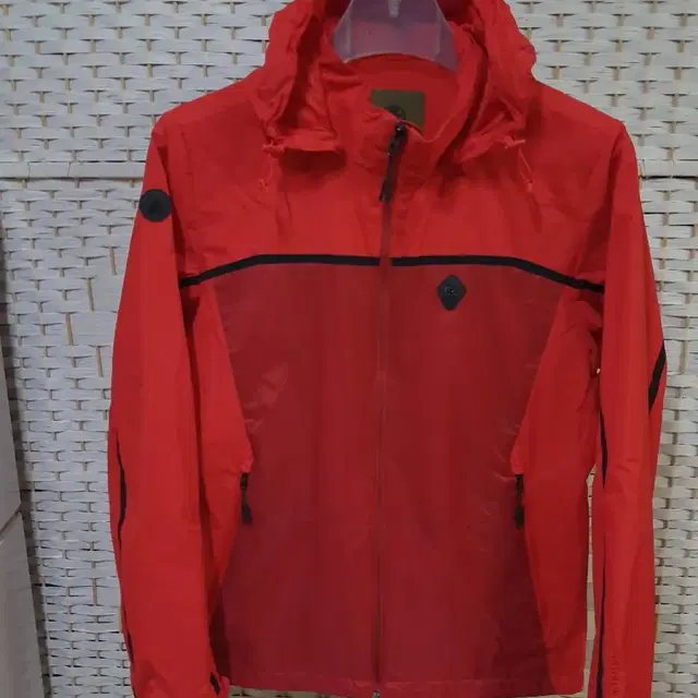 (1480) KOLON SPORT 코오롱스포츠 등산 바람막이 100 L