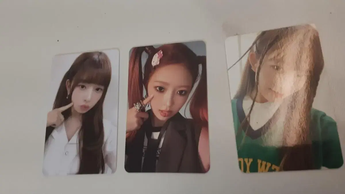 Ive LaySold a photocard.