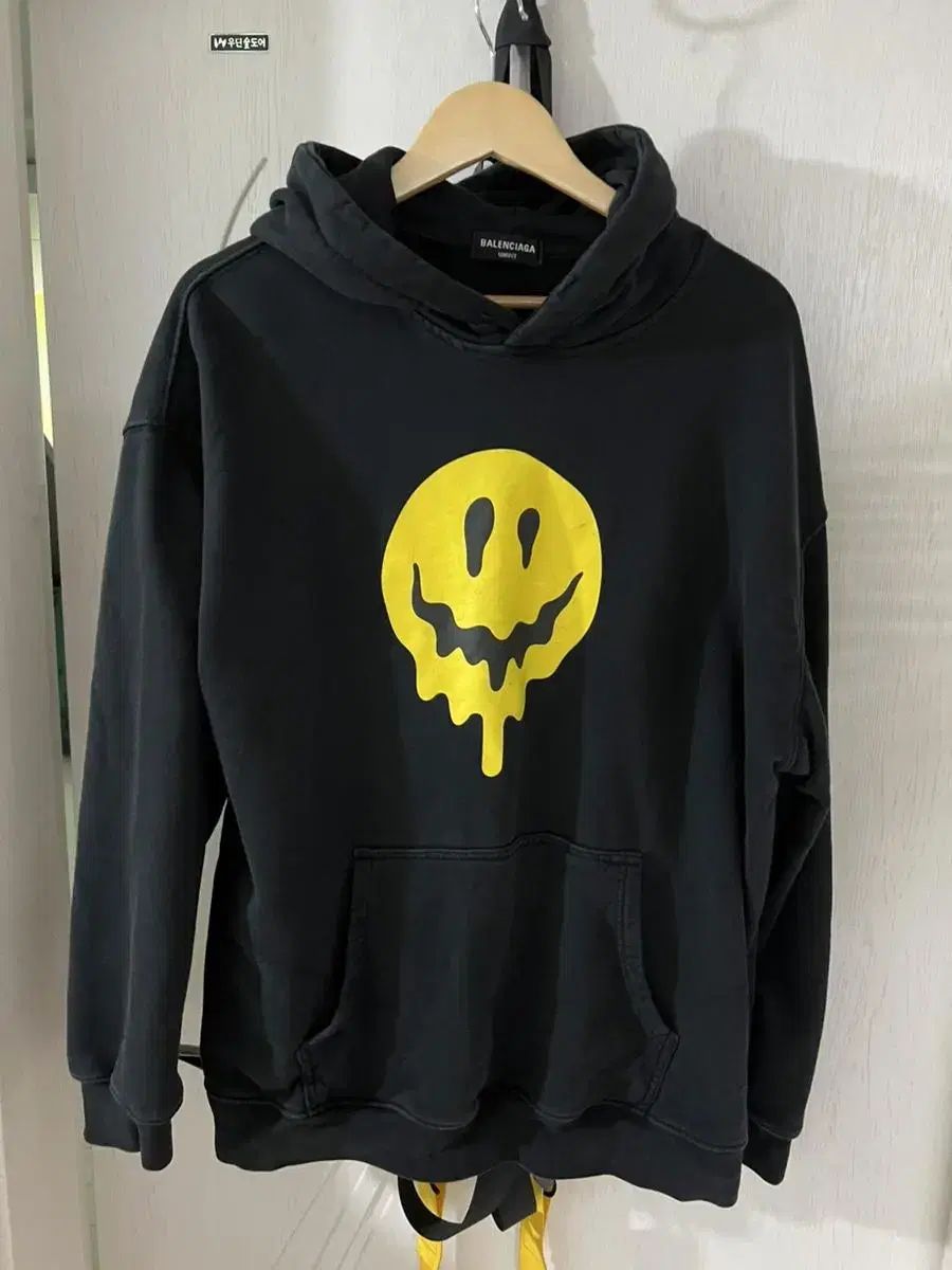 Men's Smiley Black Hoodie