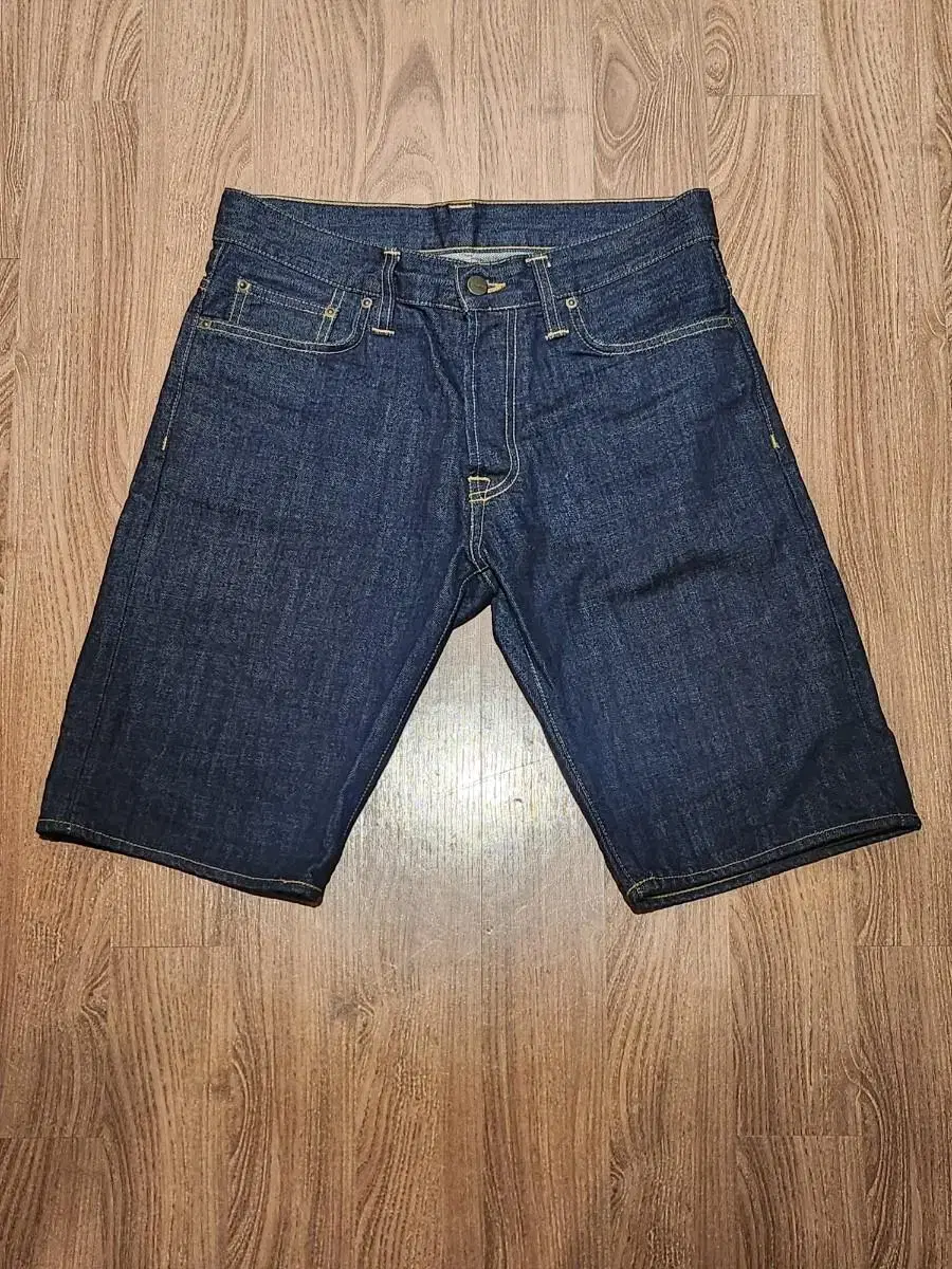 Calhart's JeansVahns