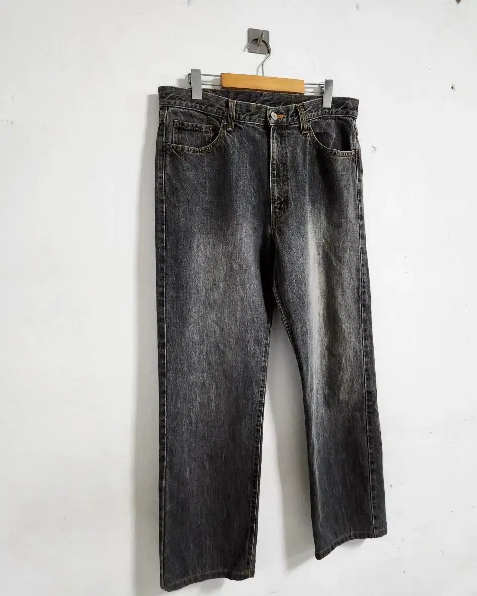 Babson Denim Pants (Men's 33)