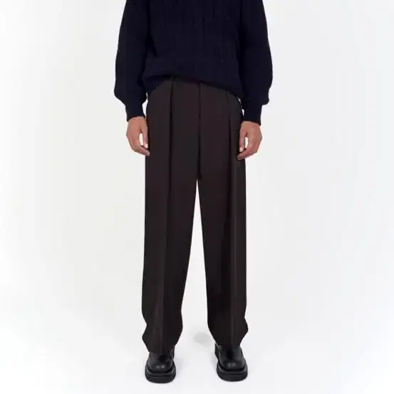 라벨아카이브 relaxed fit pants brown