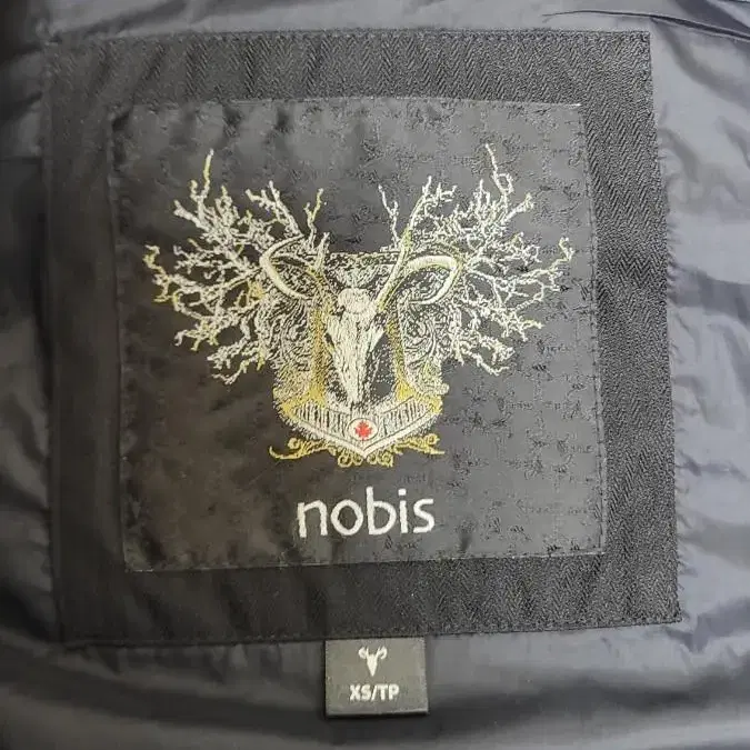 nobis 쉘비 패딩 블랙