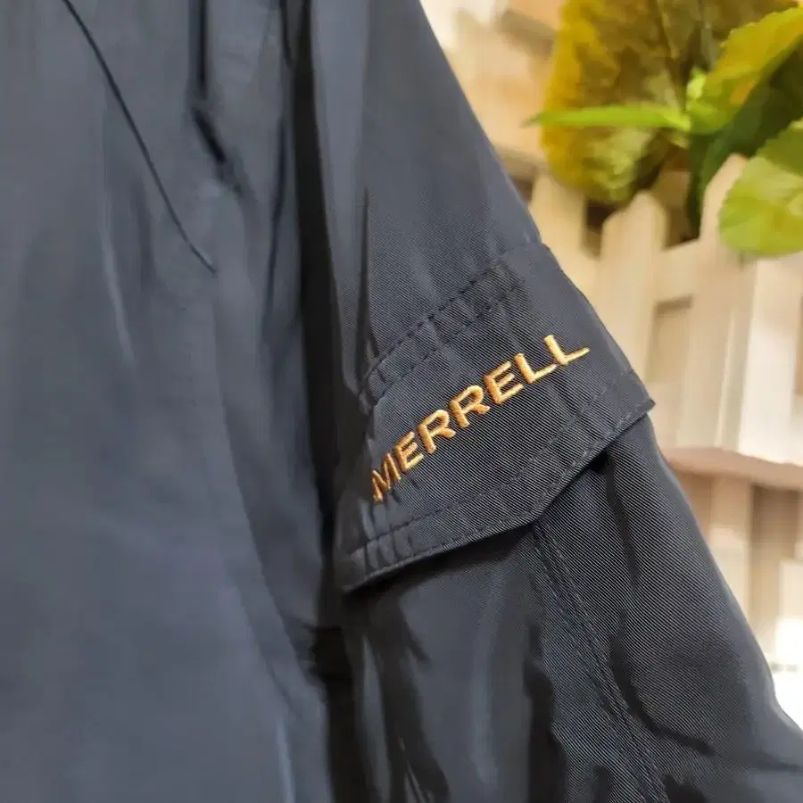 #여성의류MERRELL 패딩점퍼