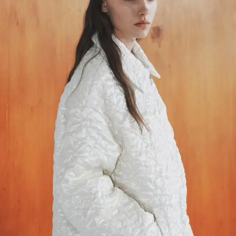 더베를린 flower puffer ivory