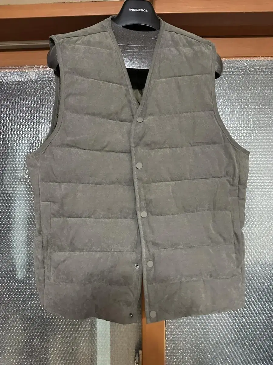 (110)Spao Padded Vest