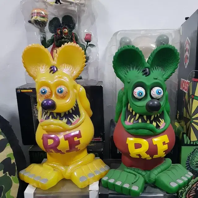 rat fink 랫핑크 피규어 여러가지 판매합니다.