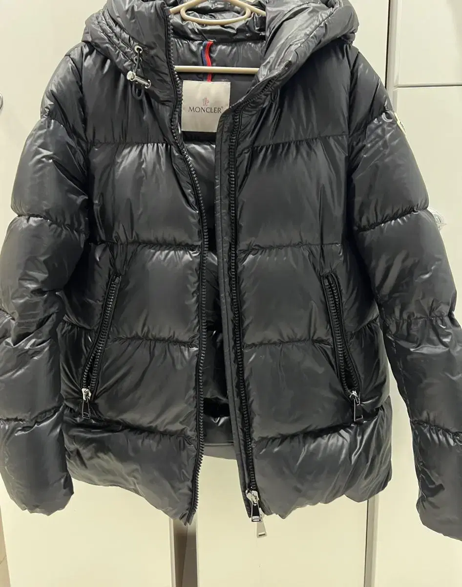 Moncler Serri Tête Padded 1 size