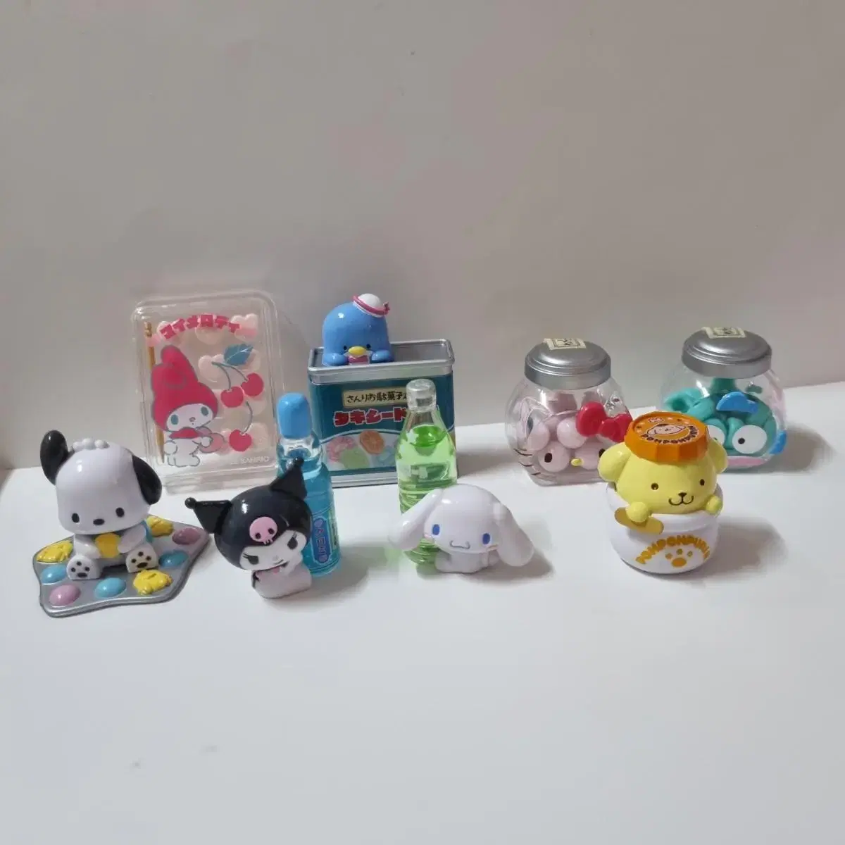 Sanrio Gakuza Secret Figures (8pcs)