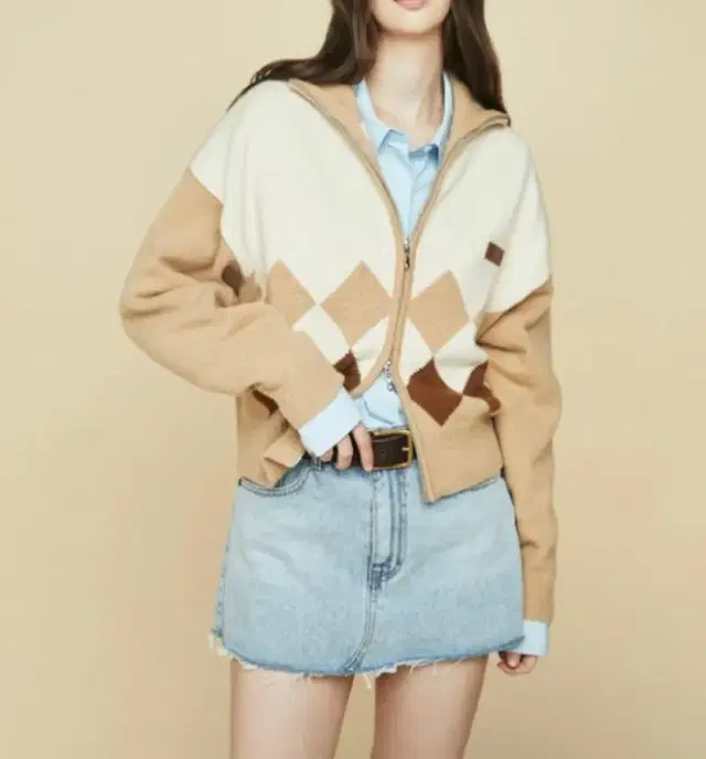 글로니 가디건 BLAIR ZIP SWEATER in Brown