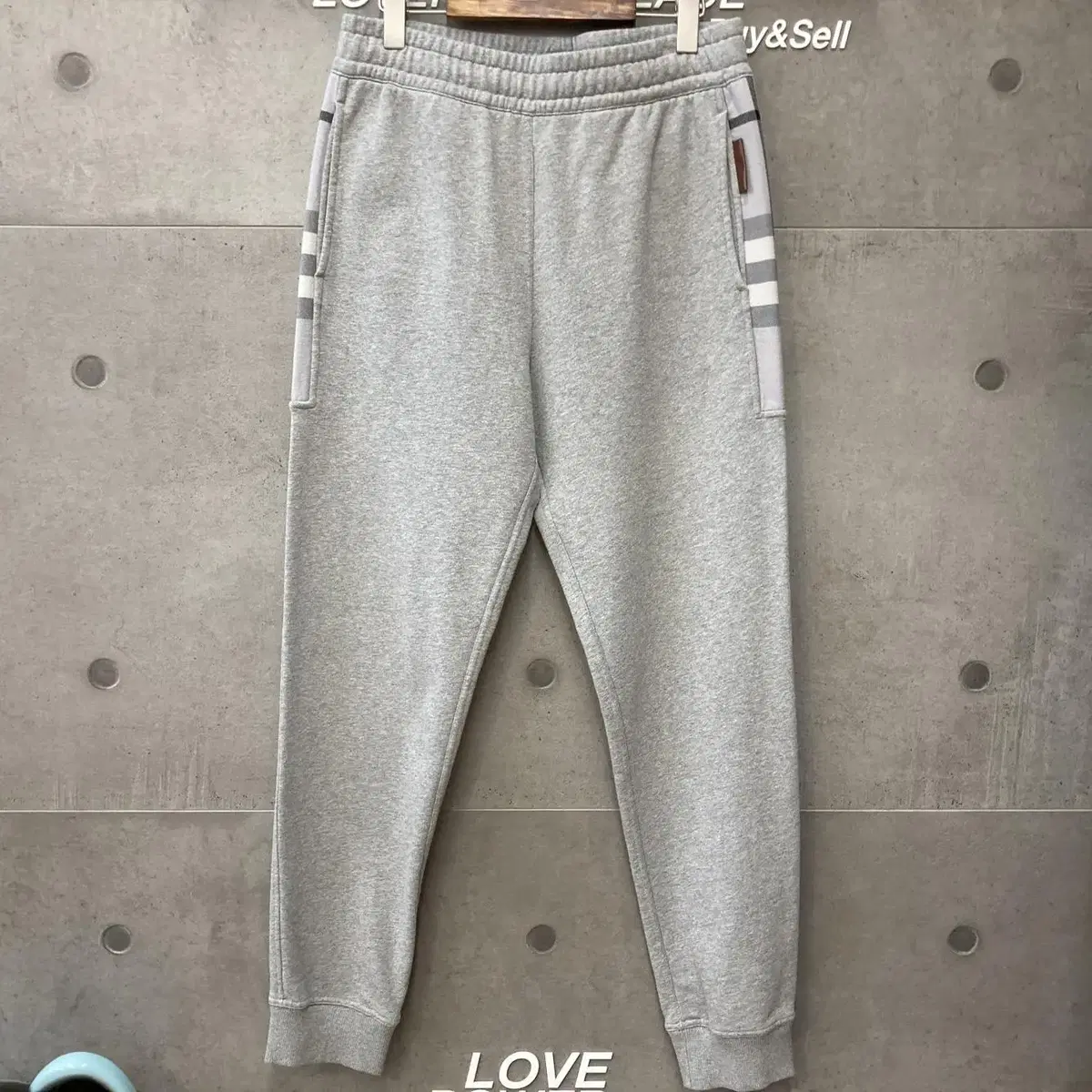 #Lverbery Checked panel sweatpants gray 8057012-F111018