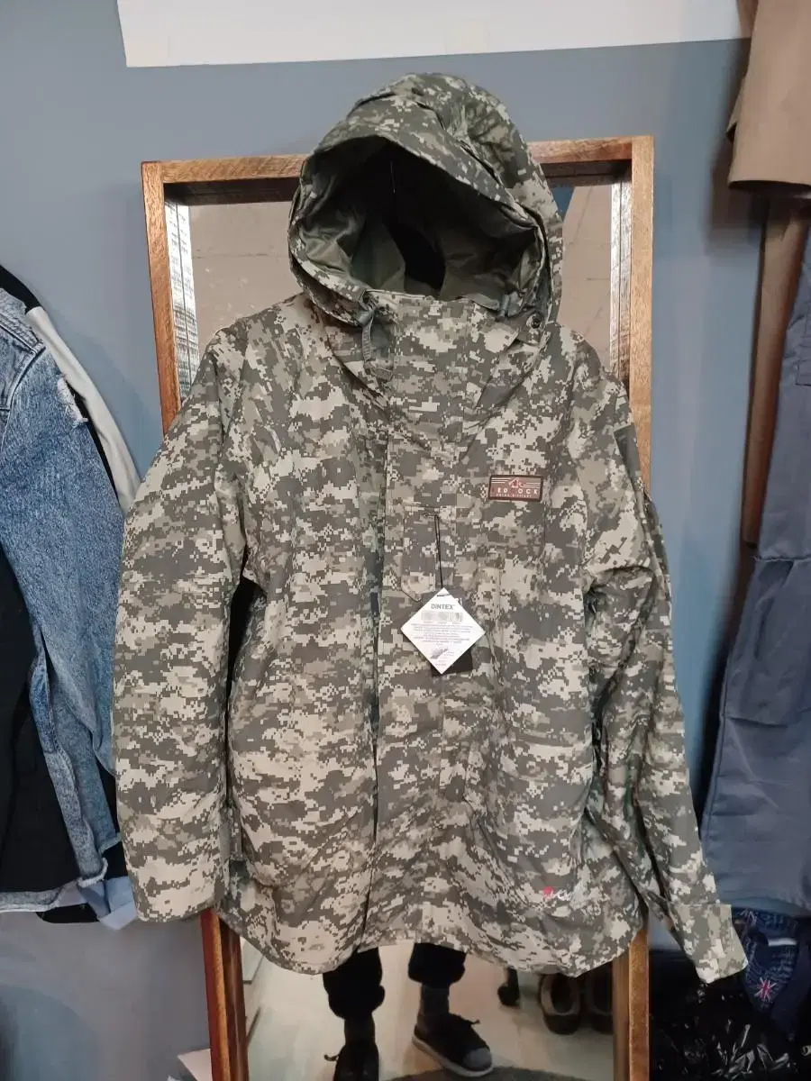 Kolon Military Digital Camo Gore-Tex Yaksang XL