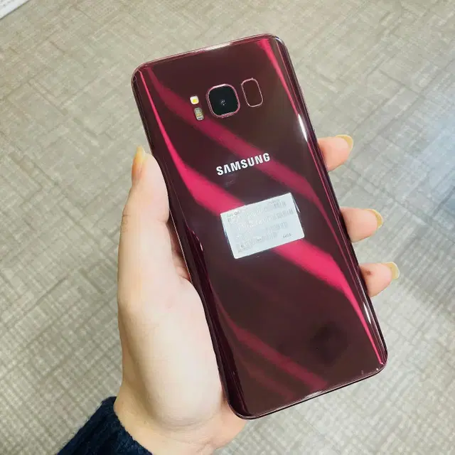 갤럭시 S8 버건디 64GB SK 거의S급 무잔상 판매합니다