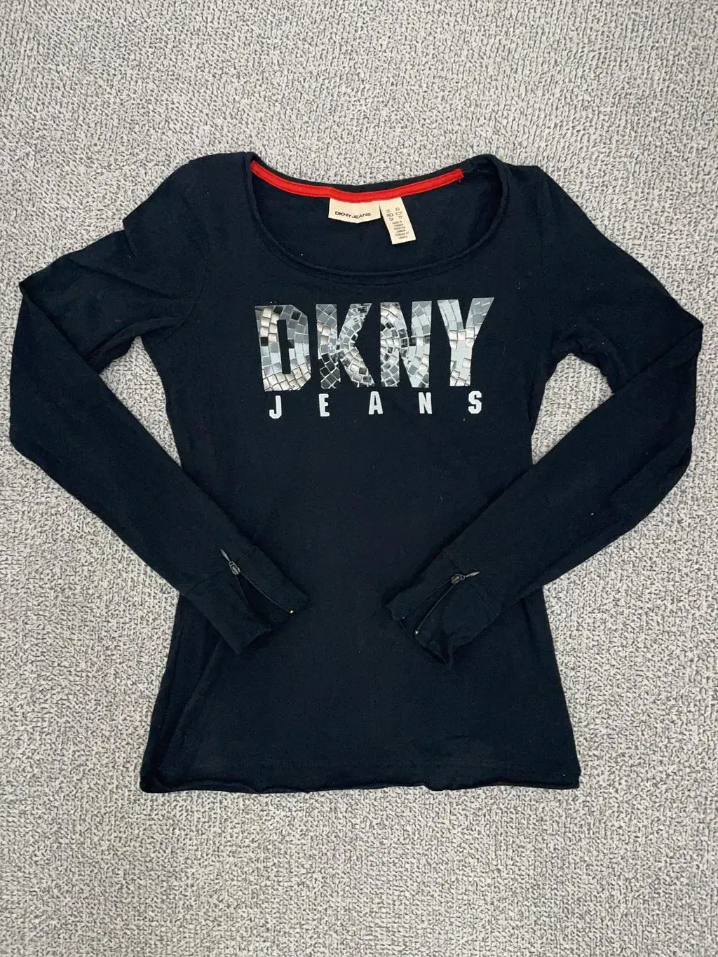 DKNY 프린팅 네이비 긴팔티 XS