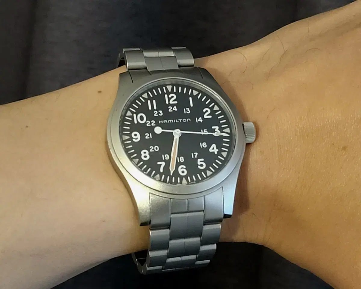 해밀턴 카키필드 메카니컬 검판 42mm