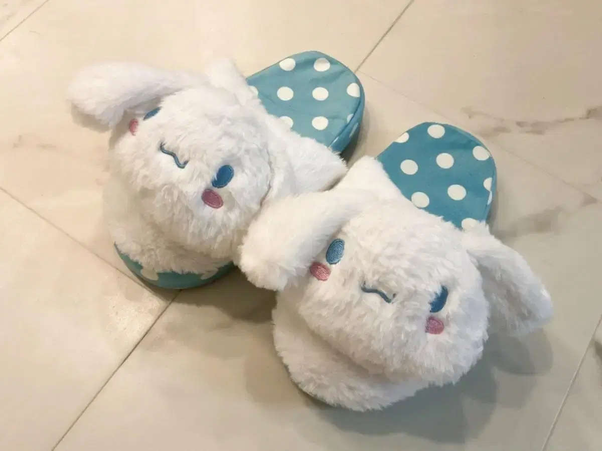 Sanrio Cinnamon Roll Slipper Indoor Shoe