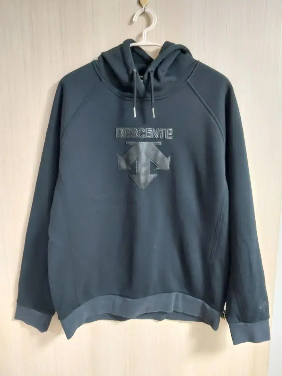 Descent Men's Hoodie