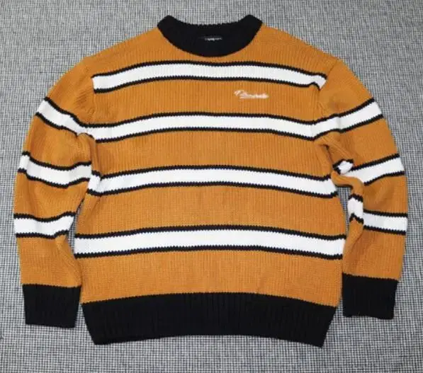 100% genuine knit with filaments