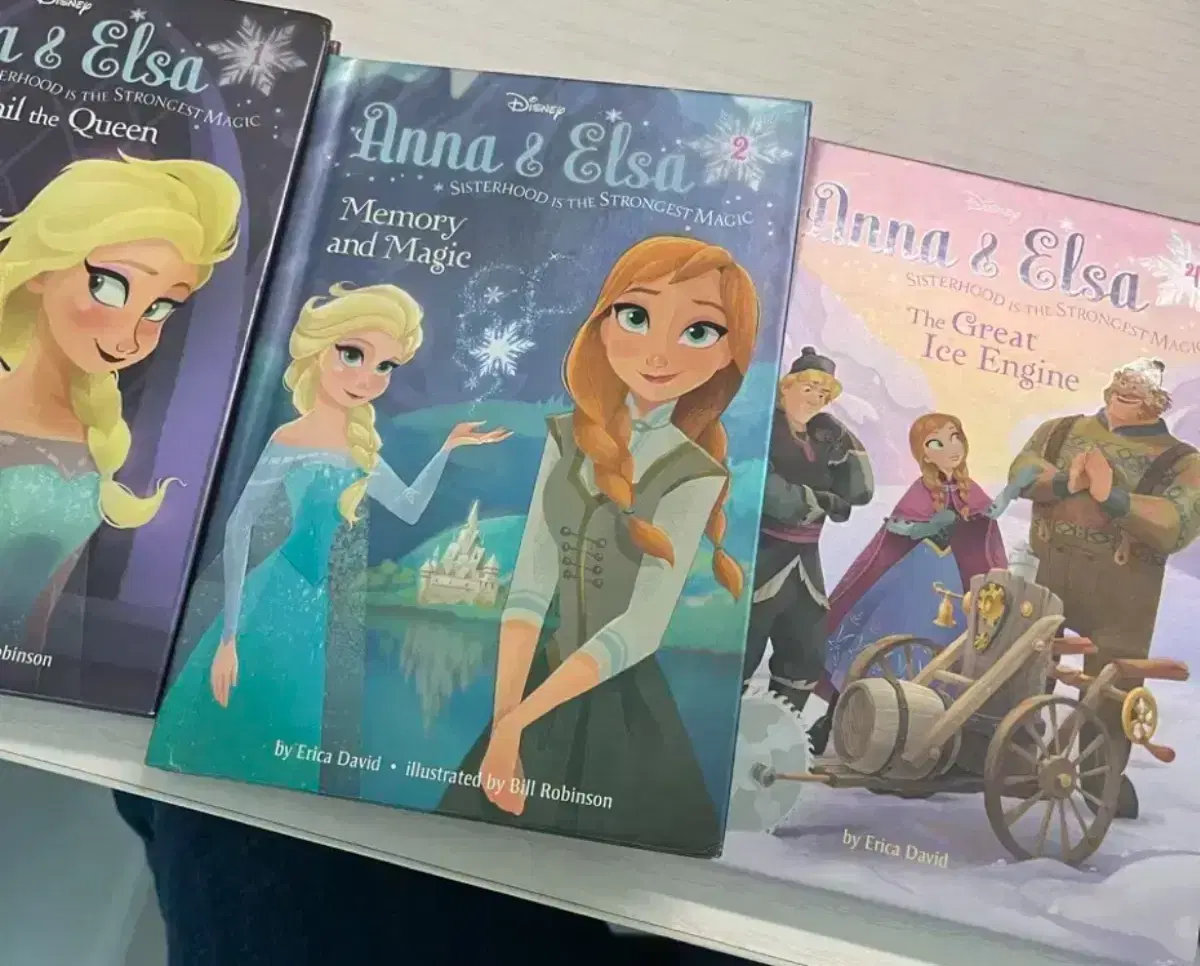 7 books of Frozen in English