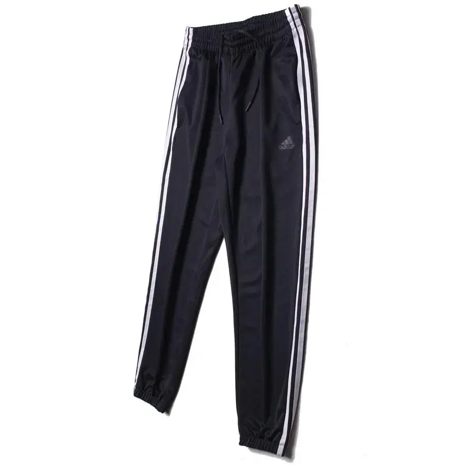 29 adidas Trackjogger Tapercrop 232