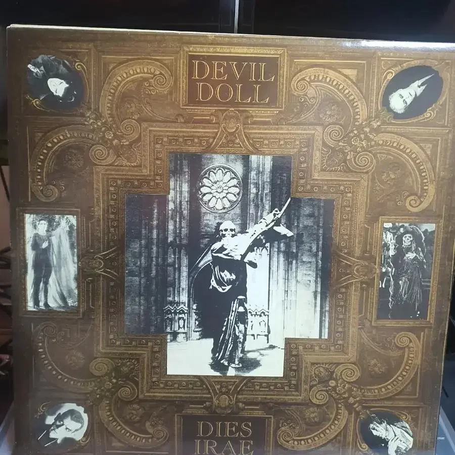 LP.DEVIL DOLL/DIES IRAE.gf