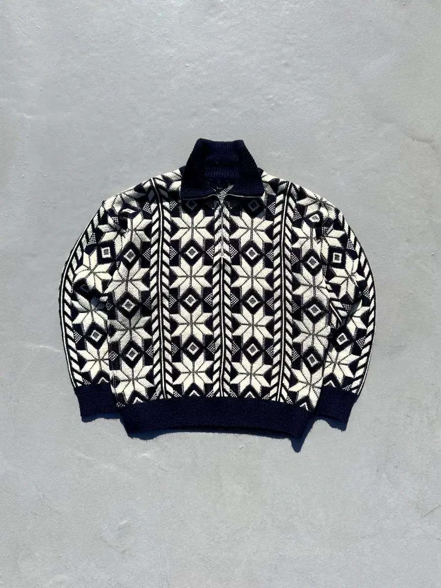 Vintage nordic pull over knit