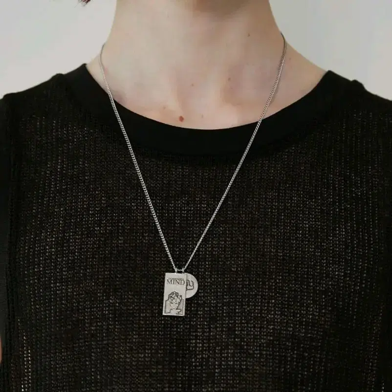 어나더유스 2 pendant necklace