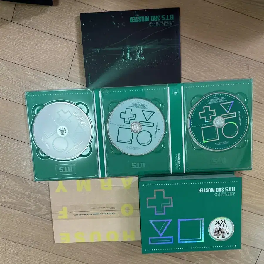 방탄소년단 머스터 3기(BTS 3rd muster+blu-ray)