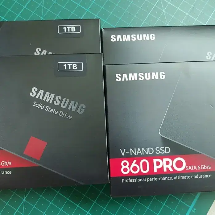 정품 새제품 870EVO 2TB 삼성SSD 2.5인치SSD미개봉 신품