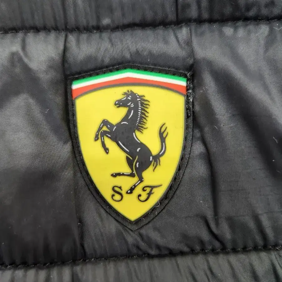 scuderia ferrari 남성 조끼 XL사이즈