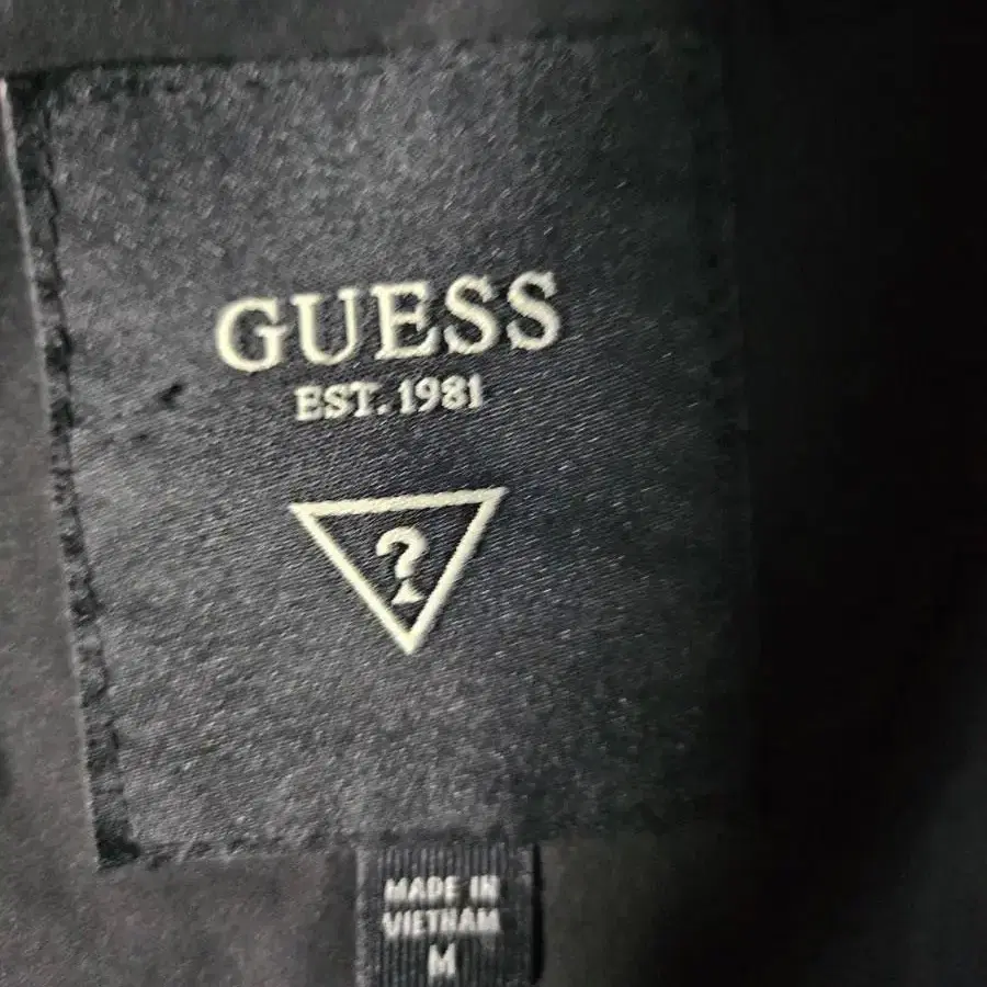 게스 guess  롱패딩 다운패딩 M