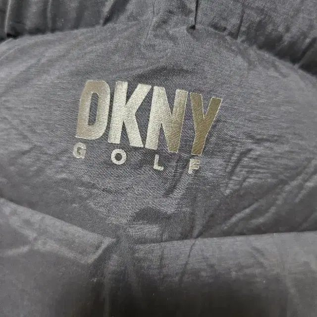 DkNY 골프 경량패딩 (S)