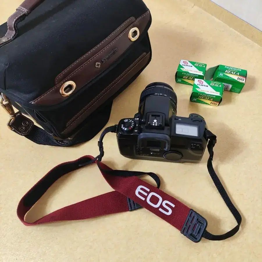 Cannon EOS 5