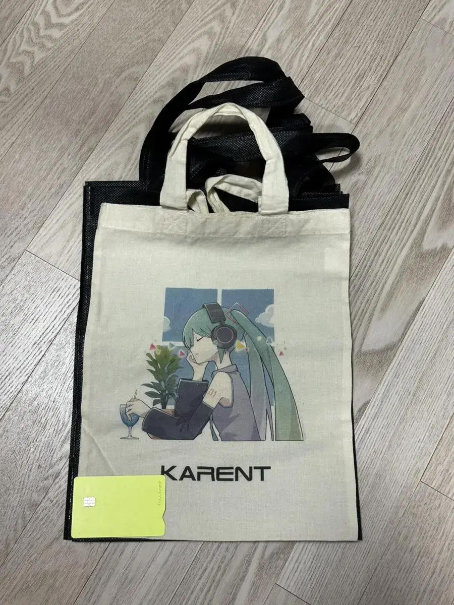 Hatsune Miku Symphony + KARENT non-woven bag in bulk