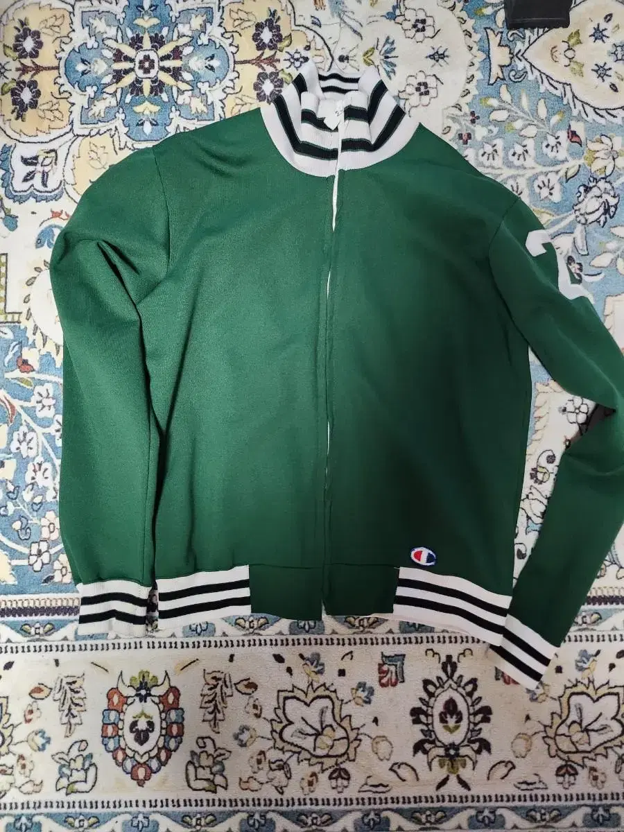 Champion 1980s Yorktown Old School Zip-Up Jersey Size 100