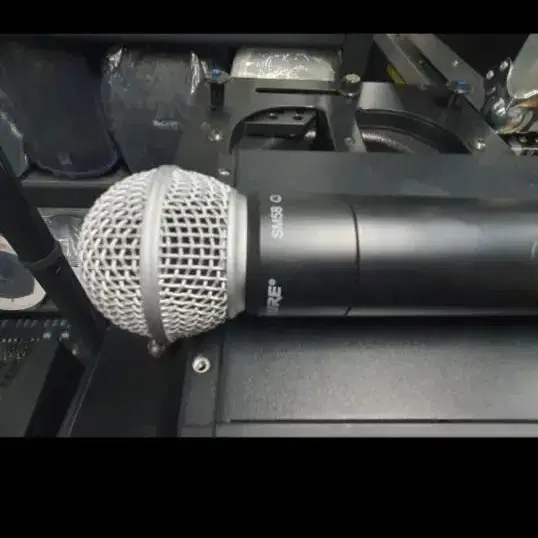 슈어무선마이크  SHURE SLX4/SM58