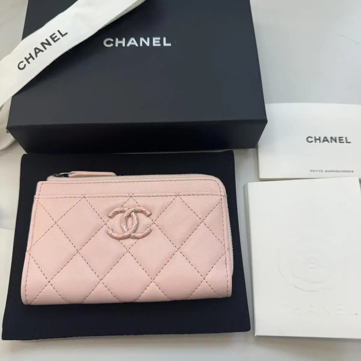 Chanel Seasonal Zipper Dolly Kard Wallet in Light Pink New