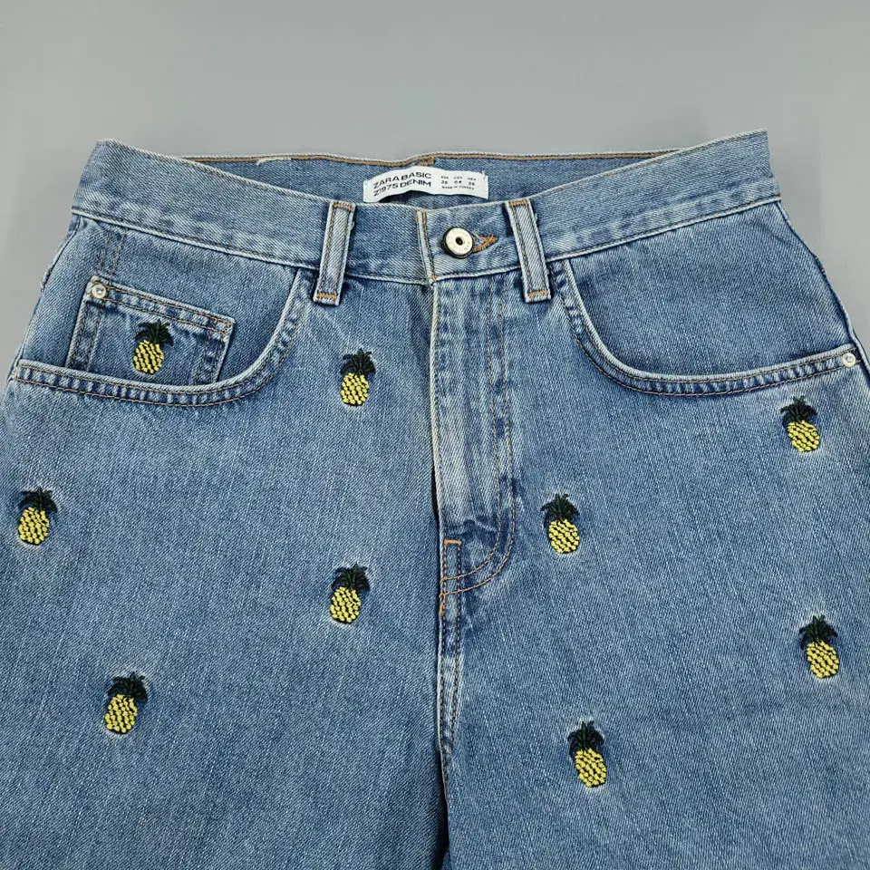 자라 베이직 Z1975 DENIM 연청 파인애플 자수패턴 청반바지 하프