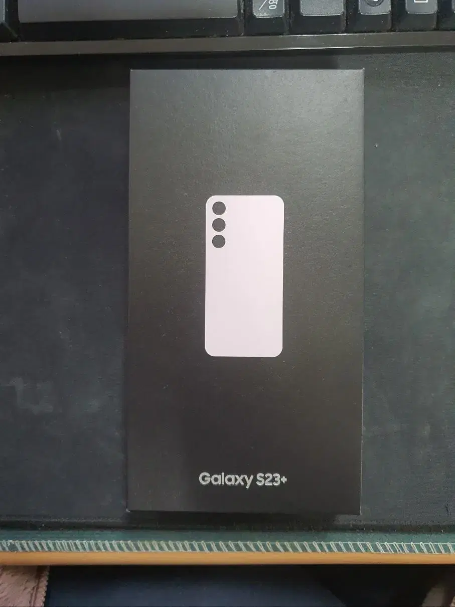 Galaxy S23+ Lavender 256GB Official Refurbished Phone (Full Refurbishment) Full Box