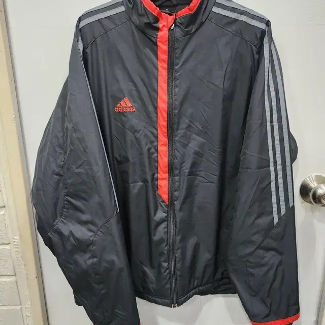 105,XL )) adidas 아디다스 두꺼운 점퍼!! 완젼 뜨듯해요~