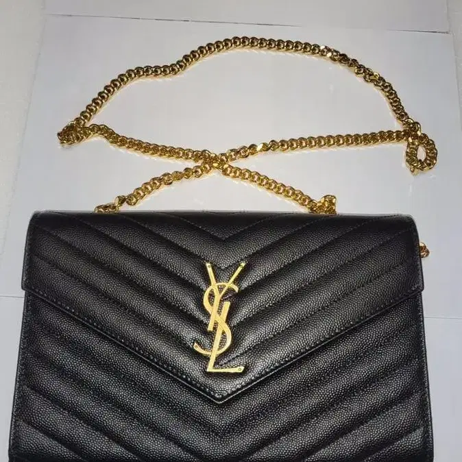 Saint Laurent Wallet on the chain