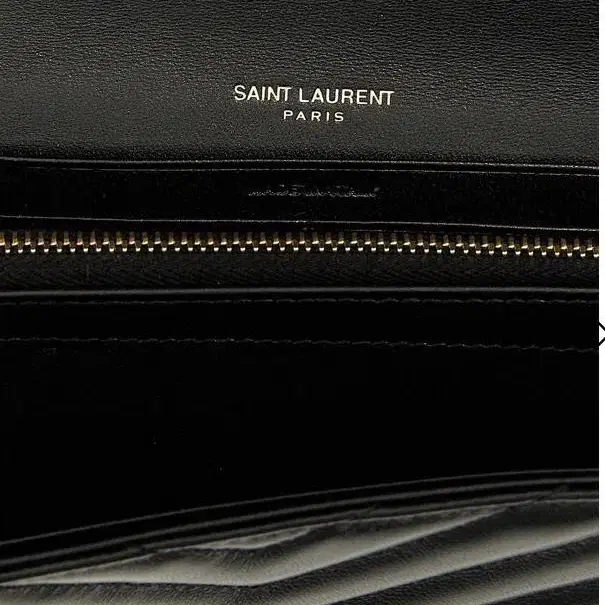 Saint Laurent Wallet on the chain