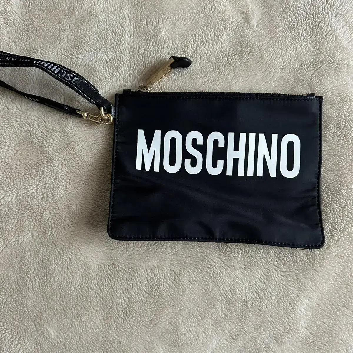 정품) MOSCHINO 모스키노 모스치노 나일론백 숄더백 클러치 클러치백