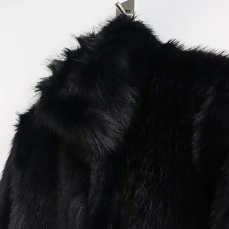 블랙 퍼 자켓 black fur jacket