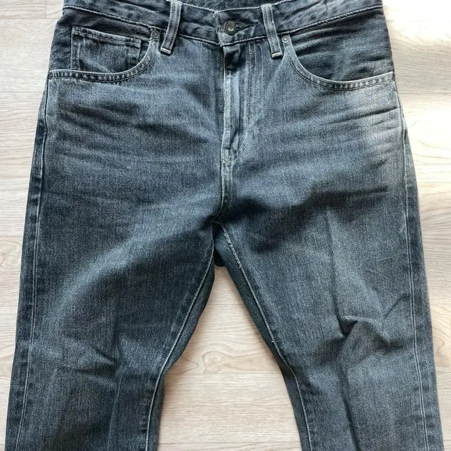 levis 부츠컷 흑청바지