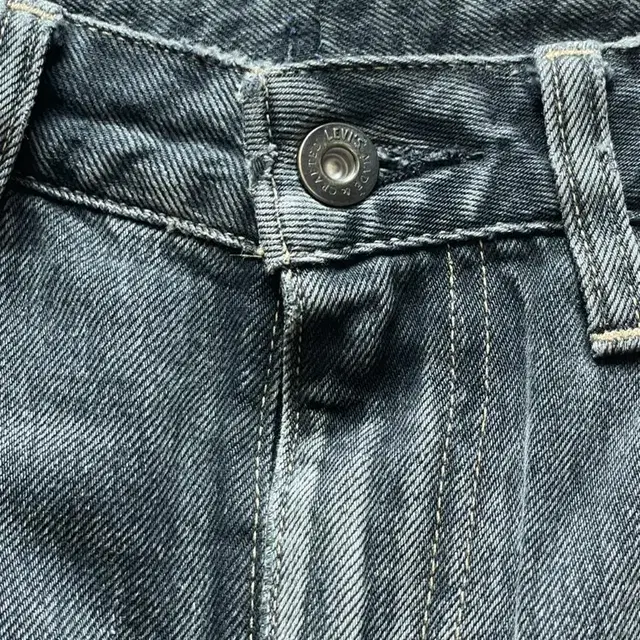 levis 부츠컷 흑청바지