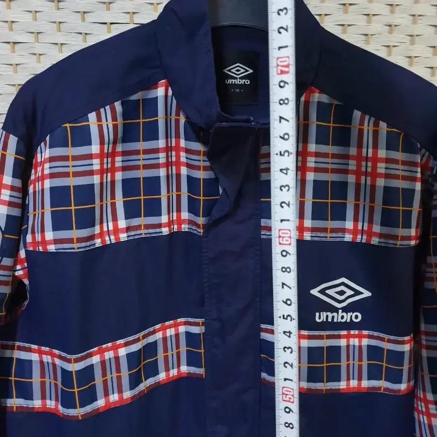 (1562) umbro 엄브로 스포츠 점퍼 100 L